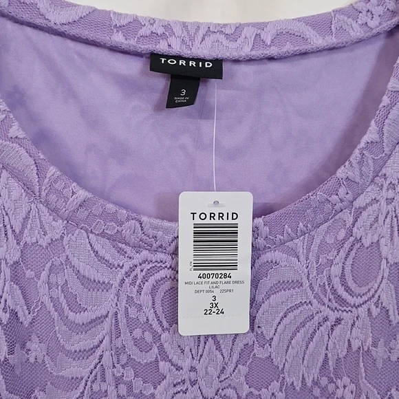 🥳HOST PICK🥳 Torrid 3 3X 22/24 Midi Lavender Lace Midi Fit Flare Dress Whimsy - Picture 10 of 12